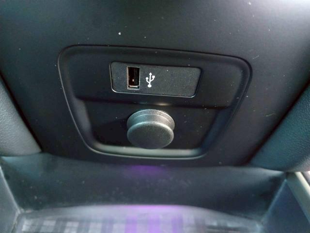 MINI クーパーD クロスオーバー 1オーナー 禁煙 ナビ BTオーディオ コーナセンサー Bカメラ 純正オプション18AW 新車取説保証書 スマートキー2個 パドルシフト ルーフレール(71枚目)