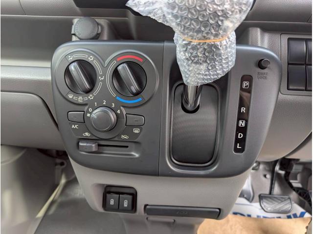 エブリイ PAリミテッド 届け出済未使用車 CVT 新色アイビーグリーンM(21枚目)