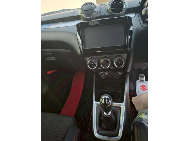 スイフトスポーツ ZC33S ファイナルエディション 6速 登録済み未使用車 すずきせーふてぃさぽーと 専用17インチAW&キャリパー&グリル&エンブレム(15枚目)