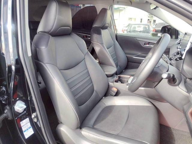 ＲＡＶ４ Ｇ　Ｚパッケージ　モデリスタエアロ　パノラマルーフ　デジタルインナーミラー　ＬＥＤヘッド　ディスプレイオーディオ　ＭＩＲＡＣＡＳＴ　アラウンドビューカメラ　合皮レザー　ＢＳＭ　シートヒーター左右　アダプテイブクルーズ（10枚目）