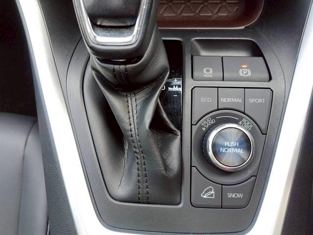 ＲＡＶ４ Ｇ　Ｚパッケージ　モデリスタエアロ　パノラマルーフ　デジタルインナーミラー　ＬＥＤヘッド　ディスプレイオーディオ　ＭＩＲＡＣＡＳＴ　アラウンドビューカメラ　合皮レザー　ＢＳＭ　シートヒーター左右　アダプテイブクルーズ（77枚目）