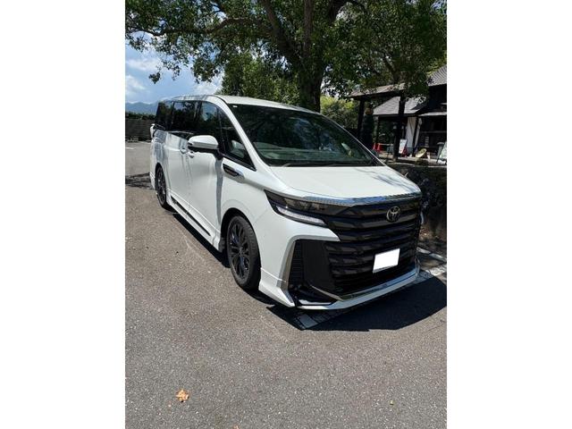 ヴェルファイアハイブリッド Z プレミア モデリスタエアロ&ガーニッシュ ユニバーサルステップ14インチリアシートエンターテイメントJBL15スピーカー 寒冷地 ITSコネクト ガラスコート エグゼクティブマット 遮光カーテン Rベッドキット(7枚目)