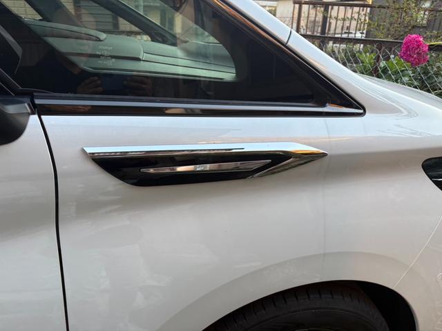 ヴェルファイアハイブリッド Z プレミア モデリスタエアロ&ガーニッシュ ユニバーサルステップ14インチリアシートエンターテイメントJBL15スピーカー 寒冷地 ITSコネクト ガラスコート エグゼクティブマット 遮光カーテン Rベッドキット(29枚目)