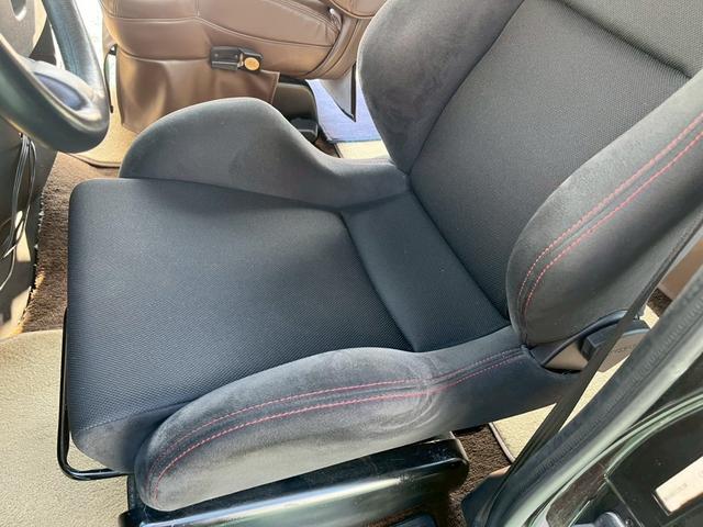 ダッジ・ラム B1500リージェンシー コンバージョン 2003年最終モデル 車高調ローダウン ワンオフサイドマフラー シート張替え D席レカロ ノーマルシート&ハンドル車内 ダッジ専用ワタナベアルミ 防錆コート(20枚目)