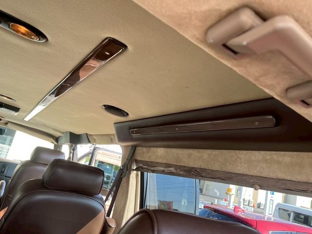 ダッジ・ラム B1500リージェンシー コンバージョン 2003年最終モデル 車高調ローダウン ワンオフサイドマフラー シート張替え D席レカロ ノーマルシート&ハンドル車内 ダッジ専用ワタナベアルミ 防錆コート(55枚目)