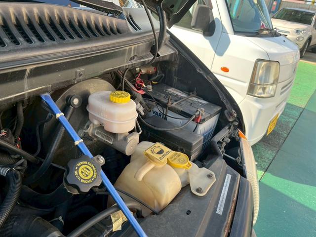 ダッジ・ラム B1500リージェンシー コンバージョン 2003年最終モデル 車高調ローダウン ワンオフサイドマフラー シート張替え D席レカロ ノーマルシート&ハンドル車内 ダッジ専用ワタナベアルミ 防錆コート(78枚目)