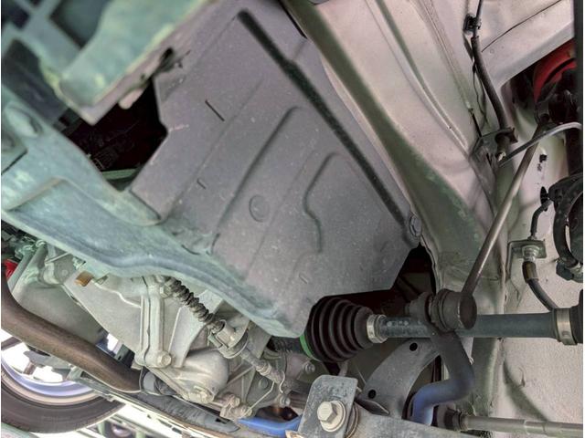 アルトワークス ベースグレード　１オーナー禁煙パナソニックＰナビ・ドラレコ・ＥＴＣ　メッキカーニッシュ　社外Ｆリップ＆Ｒスポ＆シートレール　純正Ｓエアロ　Ｒスタビ　ローダウンバネ　スマートキー２個　ＣＤコンポ　ＵＳＢ　ノーマルパーツ（32枚目）