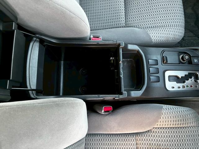 ハイラックスサーフ SSR-Xリミテッド 4WD切替OK ヘッドライト左右新品交換 ナビTV Bカメラ ETC キーレス2個 1オーナー禁煙車 記録簿6枚(38枚目)