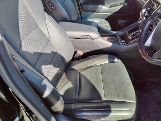 アルファードハイブリッド エグゼクティブラウンジ　法人１オーナー禁煙スマートキー２個　ＪＢＬプレミアムサウンド　リアフリップダウンモニター　ＤＶＤ　ＨＤＭＩ　ＥＴＣ記録簿２７年２９年３０年令和１年２年４年６年　ＬＥＤヘッド　レーダークルーズ　記録簿（54枚目）