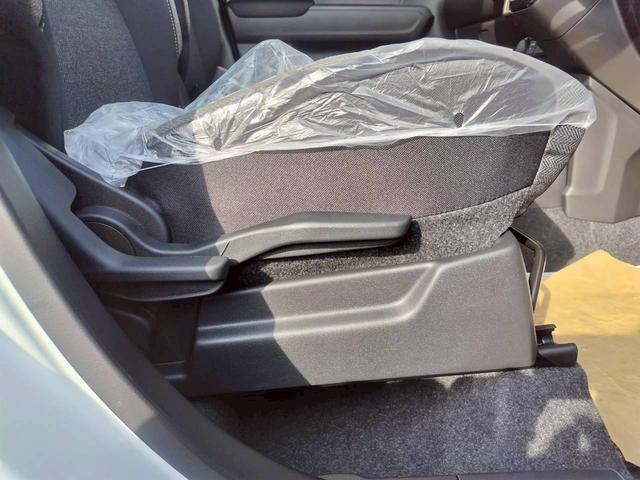 クロスビー ハイブリッドＭＺ　登録海未使用車　　ナビＴＶ　ＢＴオーディオ　スマートキー２個　アラウンドビューカメラ　新車取説保証書（52枚目）