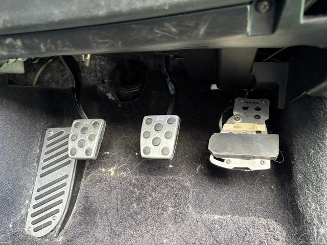 ＩＳ ＩＳ２５０　Ｆスポーツ　ＳＡＲＤ６速公認１５０台限定キット取付　ＩＳＦ純正１９ＡＷ　　テイン車高調　ＨＫＳスーパーチャージャー　ブリッツスロットルＣ　スルガマフラー　ステンエキマニ　　２８０ＰＳ　ＥＴＣ　ドラレコ　禁煙（60枚目）