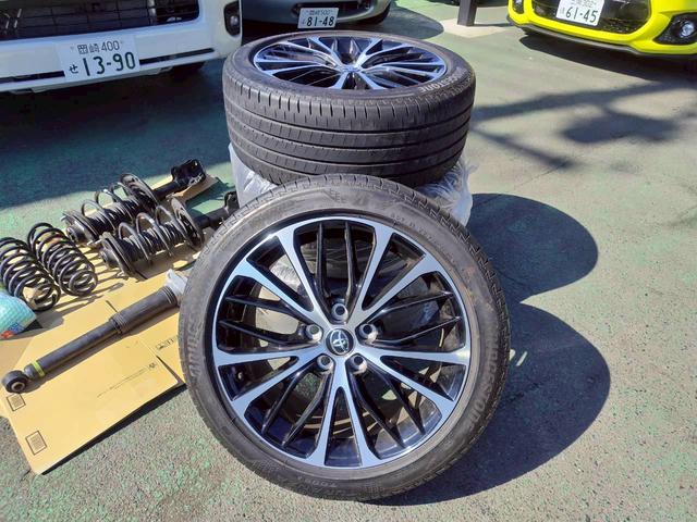 カムリ ＷＳ　パノラマルーフ　純正ＤＡナビＢＴオーディオＷＯＲＫ２０ＡＷ　２３５／３５／２０　純正ディスプレイオーディオナビ　ＢＴオーディオ　ＭＩＲＡＣＡＳＴ　パドルシフト　パワーシート　ヘッドアップディスプレイ（42枚目）