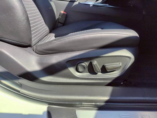 カムリ ＷＳ　パノラマルーフ　純正ＤＡナビＢＴオーディオＷＯＲＫ２０ＡＷ　２３５／３５／２０　純正ディスプレイオーディオナビ　ＢＴオーディオ　ＭＩＲＡＣＡＳＴ　パドルシフト　パワーシート　ヘッドアップディスプレイ（75枚目）