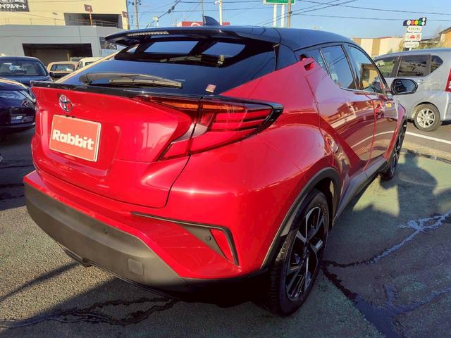 Ｃ－ＨＲ Ｇ－Ｔ　レッドブラックルーフツートン　１オーナー禁煙　ディスプレイオーディオ　Ｂカメラ　ハーフレザー　アダプティブクルーズ　ガラスコーティング施工スマートキ－２個新車取説保証書　ＬＥＤヘッド　ＢＴオーディオ（5枚目）