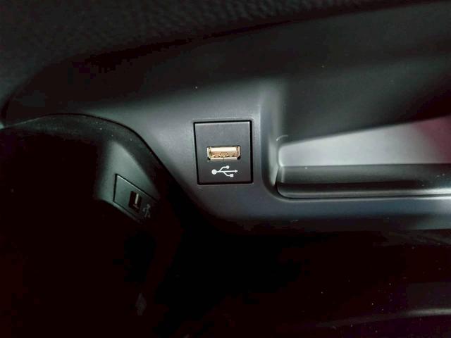 Ｃ－ＨＲ Ｇ－Ｔ　レッドブラックルーフツートン　１オーナー禁煙　ディスプレイオーディオ　Ｂカメラ　ハーフレザー　アダプティブクルーズ　ガラスコーティング施工スマートキ－２個新車取説保証書　ＬＥＤヘッド　ＢＴオーディオ（73枚目）