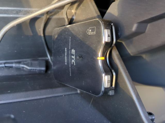 ハスラー Ｇ　ＥＴＣ　ナビ　ＴＶ　レーンアシスト　衝突被害軽減システム　スマートキー　アイドリングストップ　シートヒーター　ベンチシート　ＣＶＴ　盗難防止システム　ＡＢＳ　ＥＳＣ　衝突安全ボディ　エアコン（14枚目）