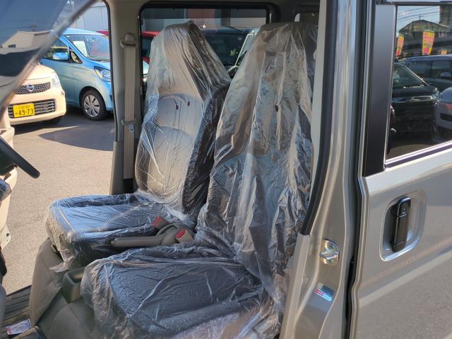 エブリイ Ｊリミテッド　４ＷＤ　ＣＶＴ　衝突被害軽減システム　クリアランスソナー　レーンアシスト　バックカメラ　両側電動スライドドア　スマートキー　アイドリングストップ　シートヒーター　ＬＥＤヘッドランプ（18枚目）