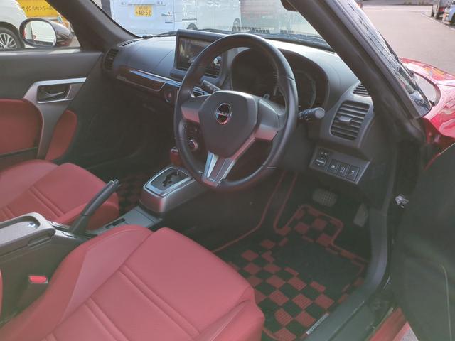 コペン セロ　ＥＴＣ　ナビ　ＴＶ　ＬＥＤヘッドランプ　スマートキー　アイドリングストップ　シートヒーター　ＣＶＴ　盗難防止システム　ＡＢＳ　ＥＳＣ　アルミホイール　衝突安全ボディ　エアコン　パワーステアリング（9枚目）