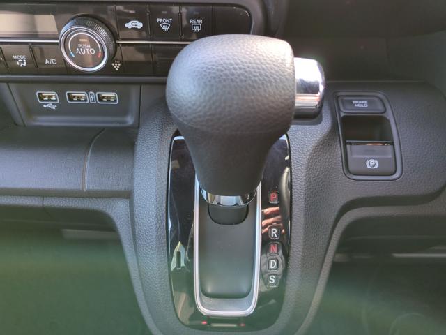 Ｎ－ＷＧＮカスタム Ｌ・ターボホンダセンシング　ＥＴＣ　バックカメラ　ナビ　ＴＶ　クリアランスソナー　オートクルーズコントロール　レーンアシスト　衝突被害軽減システム　オートライト　ＬＥＤヘッドランプ　スマートキー（11枚目）