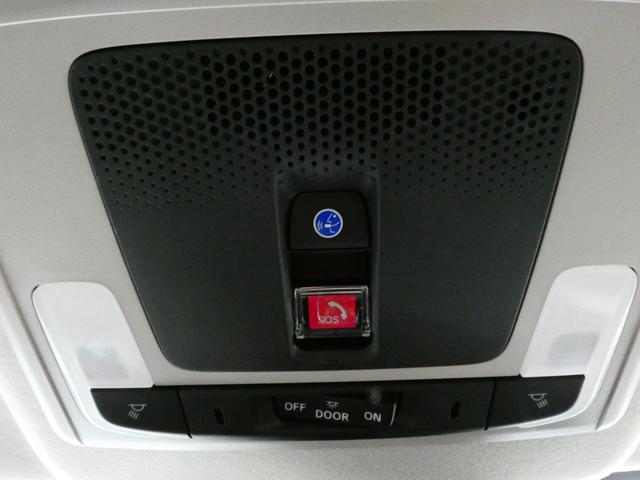 ヴェゼル ｅ：ＨＥＶ　Ｚ　登録済未使用車　９型ナビ　３６０°カメラ　ＥＴＣ２．０　後退出庫サポート　ＣＭＢＳ　ＡＣＣ　ＢＳＩ　アダプティブドライビングビーム　ＬＫＡＳ　ステアリングヒーター　ハンズフリーパワーバックドア（21枚目）