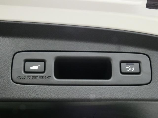 ヴェゼル ｅ：ＨＥＶ　Ｚ　登録済未使用車　９型ナビ　３６０°カメラ　ＥＴＣ２．０　後退出庫サポート　ＣＭＢＳ　ＡＣＣ　ＢＳＩ　アダプティブドライビングビーム　ＬＫＡＳ　ステアリングヒーター　ハンズフリーパワーバックドア（28枚目）