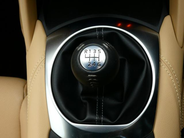 ロードスター Ｓレザーパッケージ　Ｖセレクション　ＢＳＭ　８．８型ナビ　地デジ　ＢＯＳＥ　革シート　ＲＣＴＡ　シートヒーター　ＥＴＣ　ＵＳＢ　ＡＬＨ　レーダークルーズコントロール　標識認識　車線逸脱警報　スマートブレーキサポート　ＨＬＡ（6枚目）