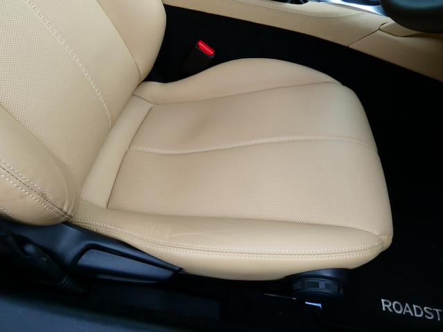 ロードスター Ｓレザーパッケージ　Ｖセレクション　ＢＳＭ　８．８型ナビ　地デジ　ＢＯＳＥ　革シート　ＲＣＴＡ　シートヒーター　ＥＴＣ　ＵＳＢ　ＡＬＨ　レーダークルーズコントロール　標識認識　車線逸脱警報　スマートブレーキサポート　ＨＬＡ（19枚目）
