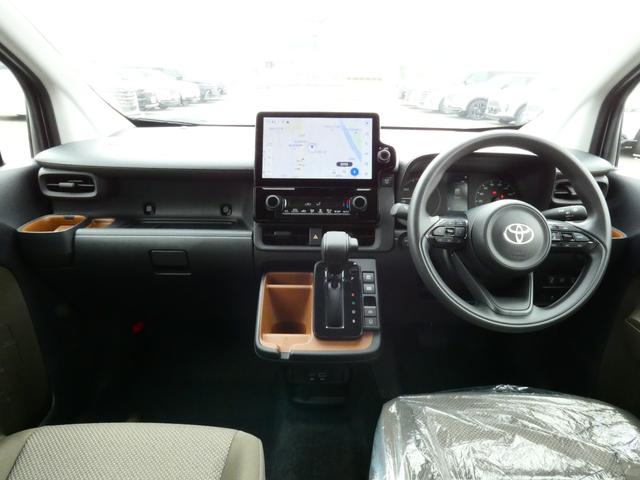 シエンタ ハイブリッドＺ　登録済未使用車　１０．５型ＤＡＰｌｕｓ　ＥＴＣ２．０　ＢＳＭ　３６０°カメラ　ＰＫＳＢ　ＡＨＢ　ＬＴＡ　レーダークルーズコントロール　ドラレコ前後　プリクラッシュセーフティ　両側電動スライドドアＲＳＡ（2枚目）