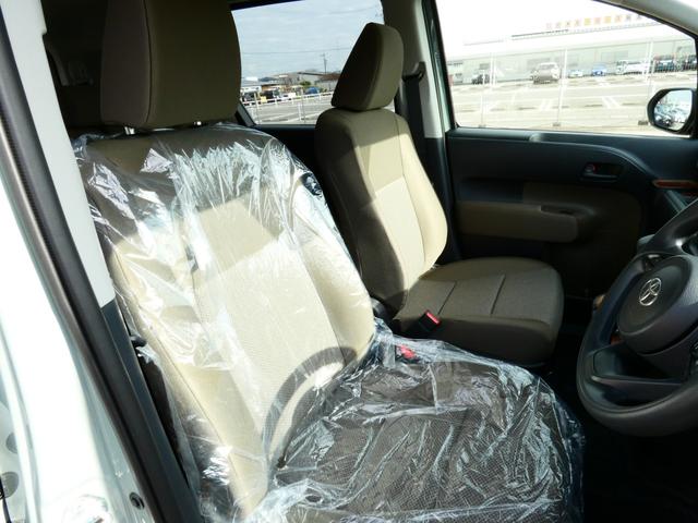 シエンタ ハイブリッドＺ　登録済未使用車　１０．５型ＤＡＰｌｕｓ　ＥＴＣ２．０　ＢＳＭ　３６０°カメラ　ＰＫＳＢ　ＡＨＢ　ＬＴＡ　レーダークルーズコントロール　ドラレコ前後　プリクラッシュセーフティ　両側電動スライドドアＲＳＡ（17枚目）