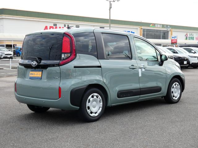 シエンタ ハイブリッドＺ　登録済未使用車　１０．５型ＤＡＰｌｕｓ　ＥＴＣ２．０　ＢＳＭ　３６０°カメラ　ＰＫＳＢ　ＡＨＢ　ＬＴＡ　レーダークルーズコントロール　ドラレコ前後　プリクラッシュセーフティ　両側電動スライドドアＲＳＡ（32枚目）