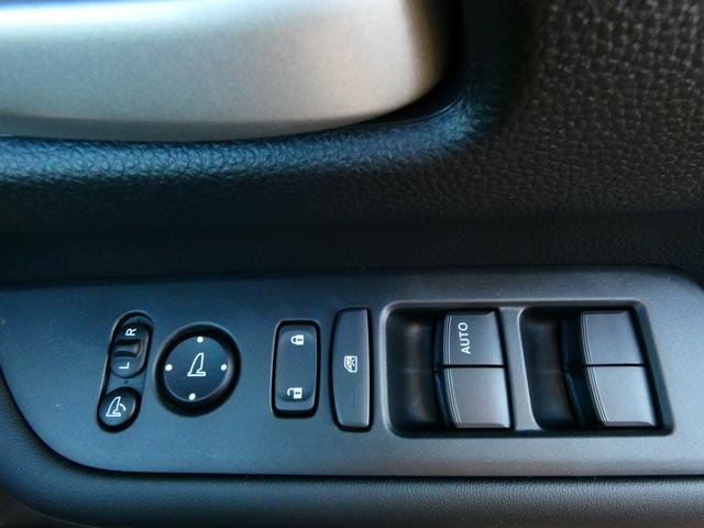 フリード ｅ：ＨＥＶエアー　ＥＸ　登録済未使用車　３６０°カメラ　１１．４型ナビ　地デジ　後退出庫サポート　ＢＳＩ　アダプティブドライビングビーム　ＬＥＤアクティブコーナリングライト　フロアマット　ＡＣＣ（15枚目）