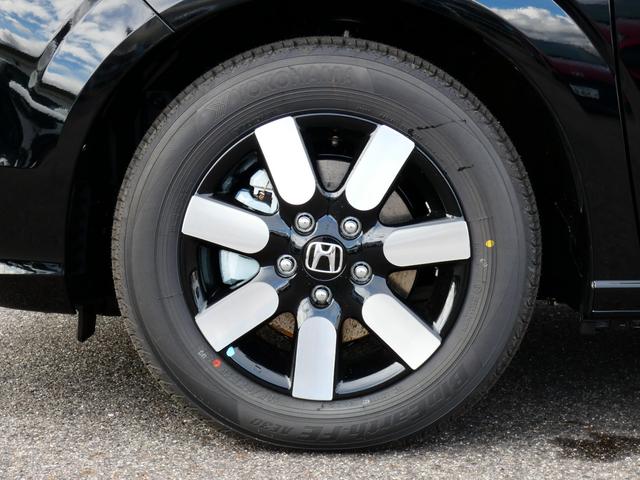 フリード ｅ：ＨＥＶエアー　ＥＸ　登録済未使用車　３６０°カメラ　１１．４型ナビ　地デジ　後退出庫サポート　ＢＳＩ　アダプティブドライビングビーム　ＬＥＤアクティブコーナリングライト　フロアマット　ＡＣＣ（29枚目）