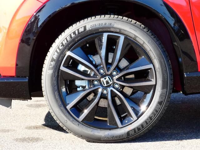 ヴェゼル ｅ：ＨＥＶ　ＲＳ　登録済未使用車　３６０°カメラ　ＥＴＣ２．０　ＢＳＩ　プレミアムオーディオ　ホンダコネクトディスプレイ　ＡＣＣ　アダプティブドライビングビーム　後退出庫サポート　ＬＫＡＳ　ＣＭＢＳ（37枚目）