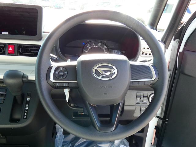 ムーヴキャンバス ストライプスＸ　届出済未使用車　ＥＴＣ　バックカメラ　ＡＨＢ　両側電動スライドドア　車線逸脱抑制　衝突回避支援ブレーキ　地デジアンテナ　ワイドバイザー　スカッフプレートカバー（5枚目）