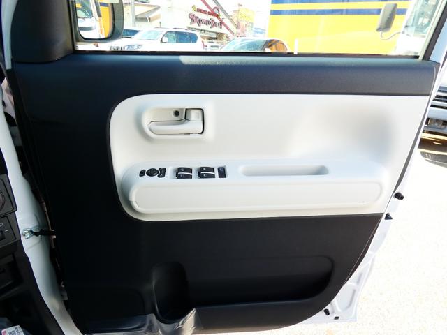 ムーヴキャンバス ストライプスＸ　届出済未使用車　ＥＴＣ　バックカメラ　ＡＨＢ　両側電動スライドドア　車線逸脱抑制　衝突回避支援ブレーキ　地デジアンテナ　ワイドバイザー　スカッフプレートカバー（15枚目）