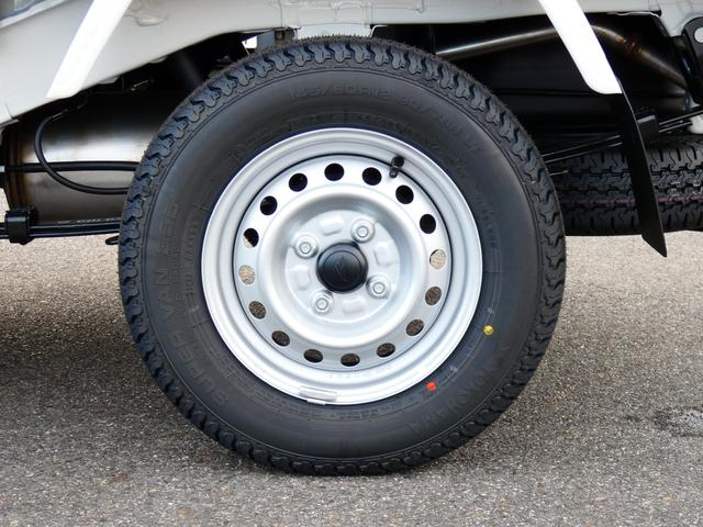 ハイゼットトラック スタンダード　届出済未使用車　ＡＨＢ　荷台マット　作業灯　ラバーマット　標識認識　テールゲートチェーン　車線逸脱抑制　先行車発進お知らせ　誤発進抑制　オートライト　コーナーセンサー（25枚目）