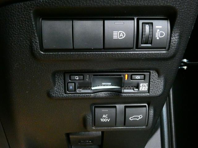 カローラクロス ハイブリッド　Ｚ　登録済未使用車　パノラマルーフ　３６０°カメラ　ＢＳＭ　トヨタチームメイト　１０．５型ＤＡＰｌｕｓ　ＡＣ１００Ｖ　ＥＴＣ２．０　ＰＫＳＢ　ＬＴＡ　ＳＲＰ　ドラレコ前後　ルーフレール（16枚目）