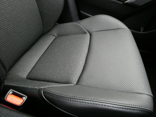 カローラクロス ハイブリッド　Ｚ　登録済未使用車　パノラマルーフ　３６０°カメラ　ＢＳＭ　トヨタチームメイト　１０．５型ＤＡＰｌｕｓ　ＡＣ１００Ｖ　ＥＴＣ２．０　ＰＫＳＢ　ＬＴＡ　ＳＲＰ　ドラレコ前後　ルーフレール（19枚目）