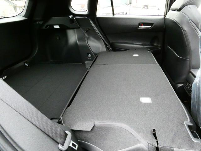 カローラクロス ハイブリッド　Ｚ　登録済未使用車　パノラマルーフ　３６０°カメラ　ＢＳＭ　トヨタチームメイト　１０．５型ＤＡＰｌｕｓ　ＡＣ１００Ｖ　ＥＴＣ２．０　ＰＫＳＢ　ＬＴＡ　ＳＲＰ　ドラレコ前後　ルーフレール（28枚目）