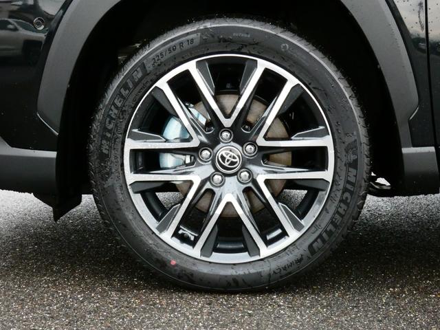 カローラクロス ハイブリッド　Ｚ　登録済未使用車　パノラマルーフ　３６０°カメラ　ＢＳＭ　トヨタチームメイト　１０．５型ＤＡＰｌｕｓ　ＡＣ１００Ｖ　ＥＴＣ２．０　ＰＫＳＢ　ＬＴＡ　ＳＲＰ　ドラレコ前後　ルーフレール（41枚目）