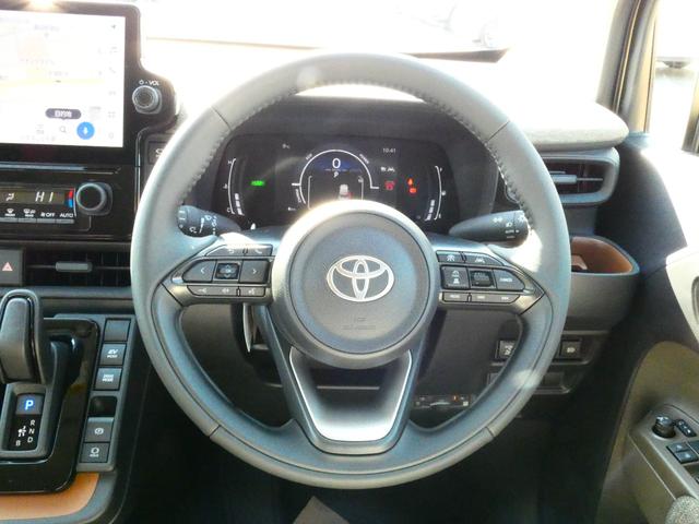 シエンタ ハイブリッドＺ　ドラレコ前後　ステアリングヒーター　ＥＴＣ２．０　シートヒーター　ＰＫＳＢ　ＢＳＭ　３６０°カメラ　１０．５型ＤＡｐｌｕｓ　地デジ　ＬＴＡ　レーダークルーズコントロール　ＡＨＳ　両側電動スライドドア（8枚目）