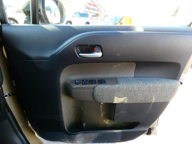 シエンタ ハイブリッドＺ　ドラレコ前後　ステアリングヒーター　ＥＴＣ２．０　シートヒーター　ＰＫＳＢ　ＢＳＭ　３６０°カメラ　１０．５型ＤＡｐｌｕｓ　地デジ　ＬＴＡ　レーダークルーズコントロール　ＡＨＳ　両側電動スライドドア（18枚目）