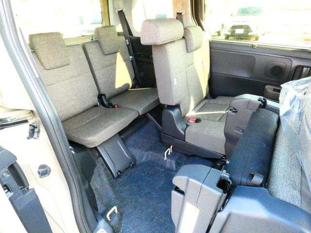 シエンタ ハイブリッドＺ　ドラレコ前後　ステアリングヒーター　ＥＴＣ２．０　シートヒーター　ＰＫＳＢ　ＢＳＭ　３６０°カメラ　１０．５型ＤＡｐｌｕｓ　地デジ　ＬＴＡ　レーダークルーズコントロール　ＡＨＳ　両側電動スライドドア（21枚目）