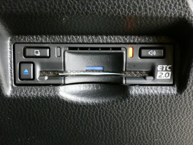 ノア ハイブリッドＳ－Ｚ　登録済未使用車　シートヒーター　３６０°カメラ　アドバンストパーク　ＰＫＳＢ　ハンズフリー両側パワースライドドア　ＡＣ１００Ｖ　ＢＳＭ　１０．５型ＤＡＰｌｕｓ　ＥＴＣ２．０　エレクトロシフトマチック（15枚目）