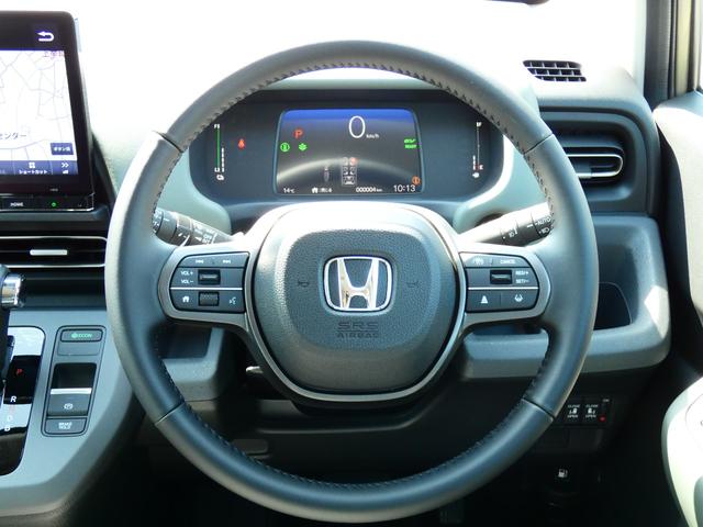 フリード e:HEVクロスター 登録済未使用車 360°カメラ 11.4型ナビ ACC 後退出庫サポート ADB LEDアクティブコーナリングライト ブラインドスポットインフォメーション フロアマット 地デジ DVD(9枚目)