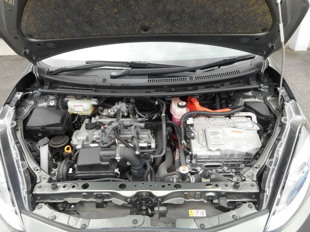 アクア クロスオーバー グラム SDナビ ブルートゥース ワンセグTV バックカメラ スマートキー オートハイビーム アルミホイール(13枚目)