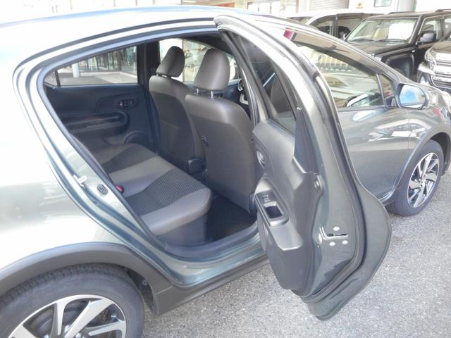 アクア クロスオーバー グラム SDナビ ブルートゥース ワンセグTV バックカメラ スマートキー オートハイビーム アルミホイール(16枚目)