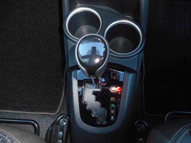 アクア クロスオーバー グラム SDナビ ブルートゥース ワンセグTV バックカメラ スマートキー オートハイビーム アルミホイール(32枚目)