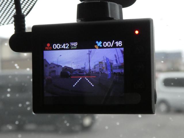 AZワゴンカスタムスタイル XSリミテッド スマートキー プッシュスタート HID ドライブレコーダー ナビ テレビ フォグランプ 運転席シートヒーター ドアミラーウィンカー ドアミラーウィンカー 禁煙車 ベンチシート ドアバイザー(18枚目)