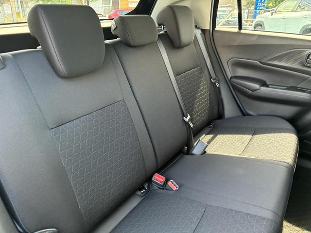 スイフト ＸＧ　ワンオーナー　禁煙車　スマートキー　シートヒーター　ＬＥＤヘッドライト　オートマチックハイビーム　アダプティブクルーズコントロール（5枚目）